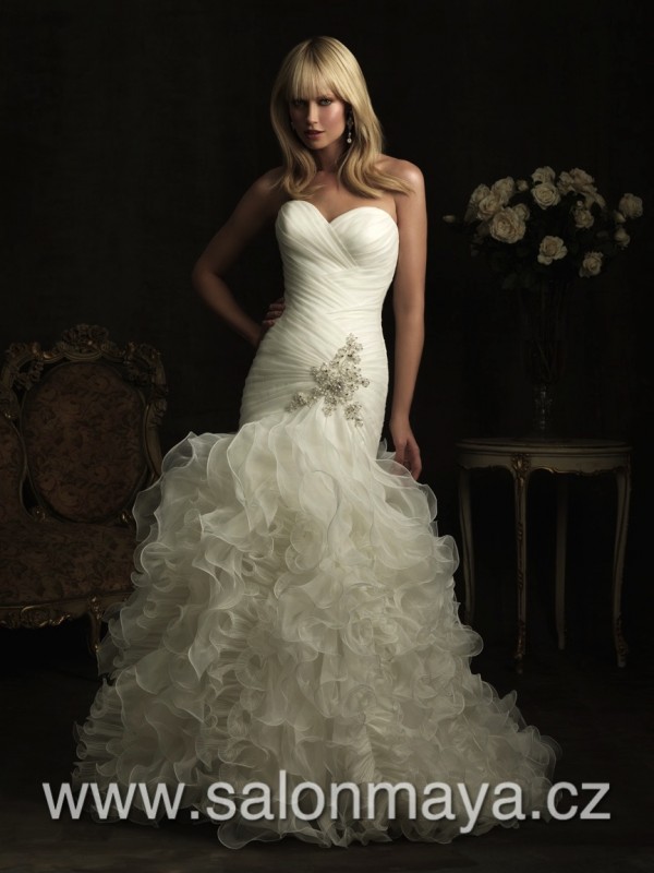 Allure Bridals 8915