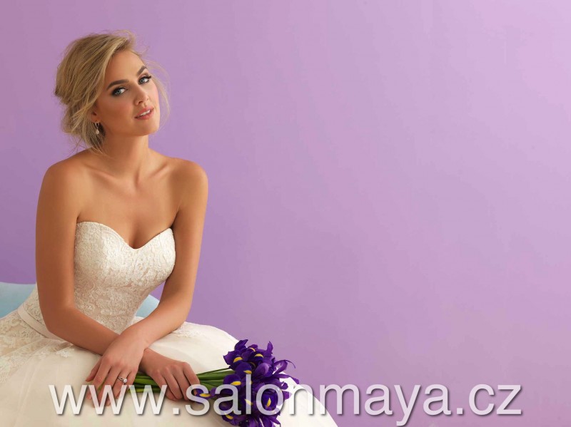 Allure Bridals - Romance 2902 2902H.jpg
