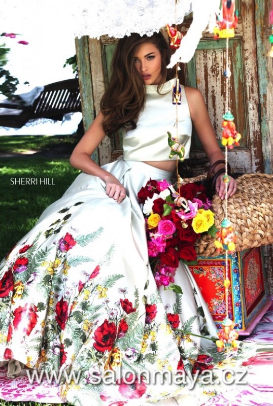 Sherri Hill 50270 - VÝPRODEJ 3900 Kč 50270-green-8.jpg