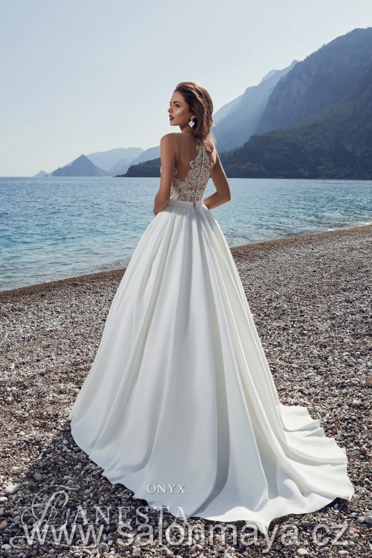Lanesta - Onyx Onyx-2.jpg