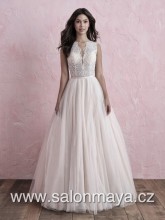 VÝPRODEJ 9900 Kč - Pudrové svatební šaty s bohatou tylovou sukní, krajkový top, krásně řešená záda. 