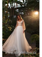 VÝPRODEJ 13900 KČ - Svatební šaty v barvě ivory, krajkovým topem, dlouhým, balónovým rukávem a tylovou sukní