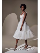 3/4 svatební šaty na ramínka, s mašličkami na ramenou, šněrování, bohatá tylová sukně. 