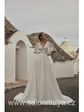 Celokrajkové boho šaty s áčkovou sukní, hluboký výstřih do V, přídavné netopýří rukávky. 