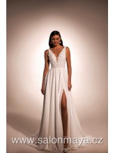 Lehké šifónové šaty na ramínka, top je pošit květy, rozparek. 