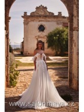 VÝPRODEJ 14900 KČ - Korzetová svatební šaty ze síťového tylu, šaty jsou pošity 3D krajkou, hluboký výstřih do V, bohatá tylová sukně, šněrování, padlá ramínka. 