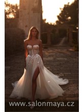 VÝPRODEJ 16900 KČ - Korzetové svatební šaty zdobené 3D květy, výstřih do V, bahatá tylová sukně, rozparek, šněrování. 