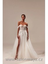 Korzetové svatební šaty z třpytivého tylu, šaty jsou zdobeny 3D květinami, padlá ramínka,  rozparek, šněrování. 