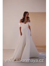 VÝPRODEJ 16900 KČ - Elegantní svatební saténové šaty, zajímavě, geometricky řešený korzet, padlá ramínka, šněrování, kapsy. 