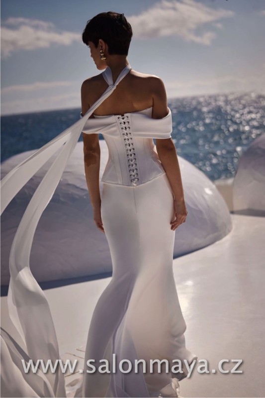 Milla Nova Floriane florianec_wm.jpg