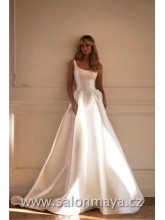 Elegantní, princeznovské šaty z mikáda. Živůtek s širokými ramínky, bohatá sukně. 