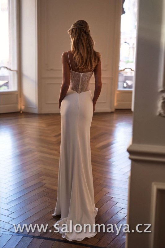 Milla Nova Veloria Vesloria1_wm.jpg