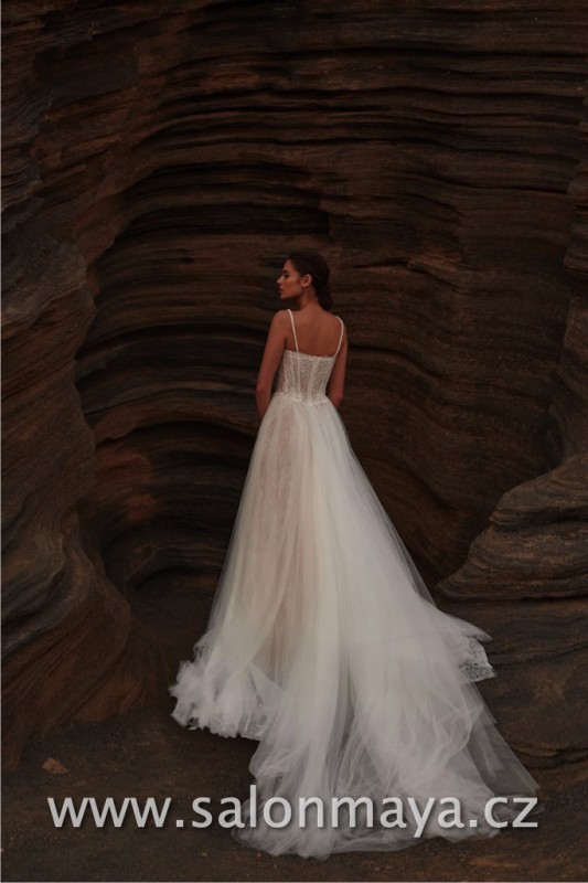 MIlla Nova Eloria eloria1_wm.jpg