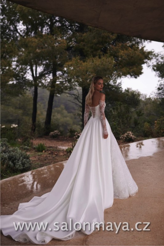 Eva Lendel Aston Aston_wm.jpg