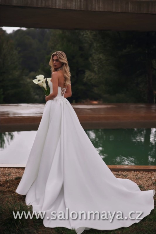 Eva Lendel Anisia Anisia4_wm.jpg