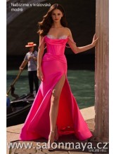 Upnuté, korzetové šaty v barvě královská modrá, padlá ramínka pošitá kamínky, top je na prsou pošit kamínky, rozparek. (US4).