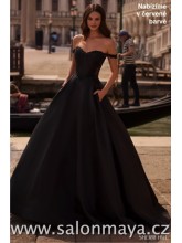 Červené, korzetové, saténové šaty s padlými ramínky, bohatá sukně, transparentní korzet je zdoben krajkou, kapsy. (US8)