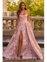 Světle růžové korzetové šaty s kvítky, kolem dekoltu perličkové zdobení, rozparek. (US8)