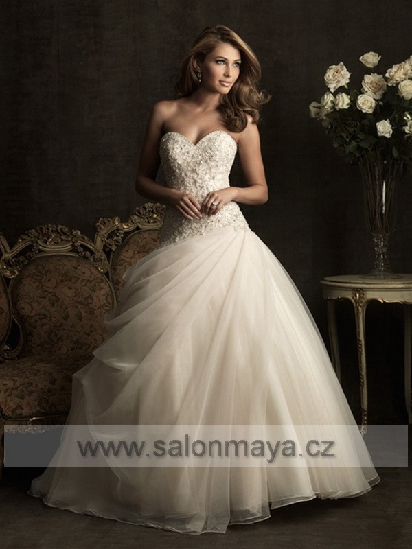 Allure Bridals 8901 - VÝPRODEJ 4900 Kč