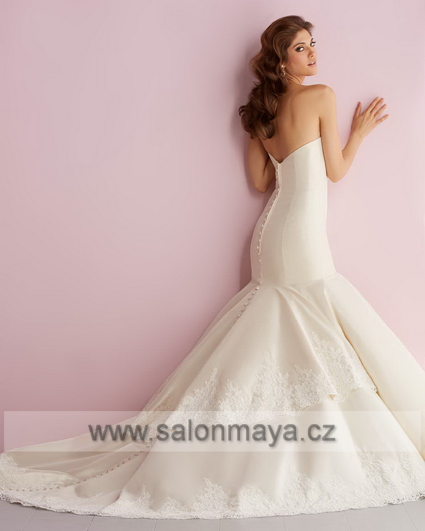 Allure Bridals Romance 2711 - VÝPRODEJ 4900 Kč 2711b.jpg