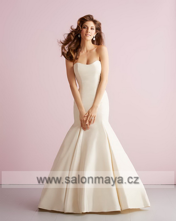 Allure Bridals Romance 2711 - VÝPRODEJ 4900 Kč 2711f.jpg